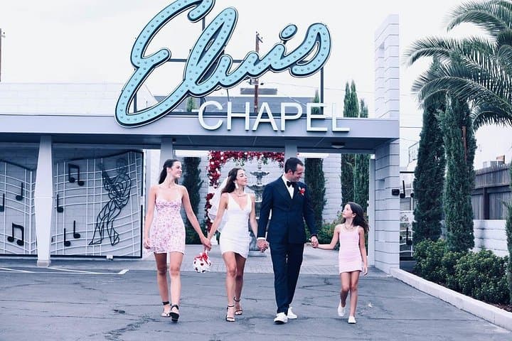 Elvis Chapel Las Vegas: Fun Wedding Renewal & Elvis Impersonator Ceremony photo 1