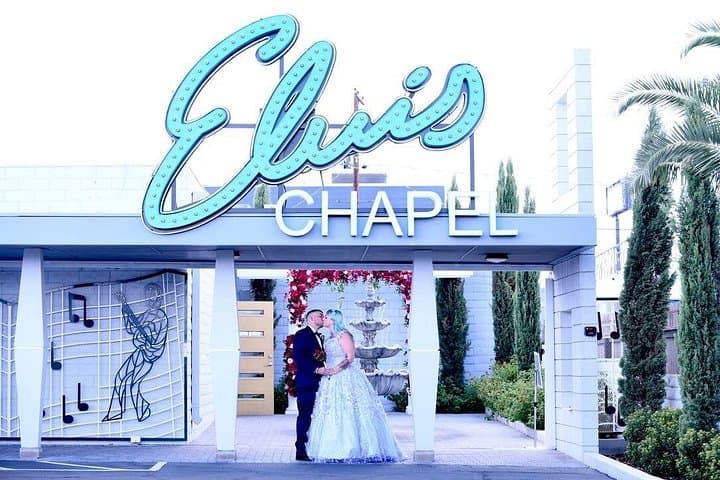 Elvis Chapel Las Vegas: Fun Wedding Renewal & Elvis Impersonator Ceremony photo 3