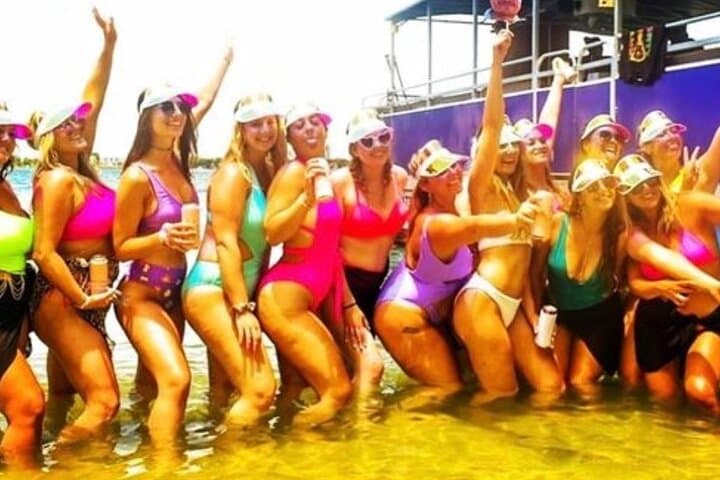 Miami 3-Hour Boat Party Cruise to Private Island on Biscayne Bay