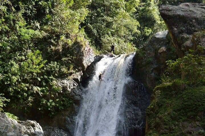 Canyoning the Baiguate River: Jarabacoa Waterfall Rappel Adventure
