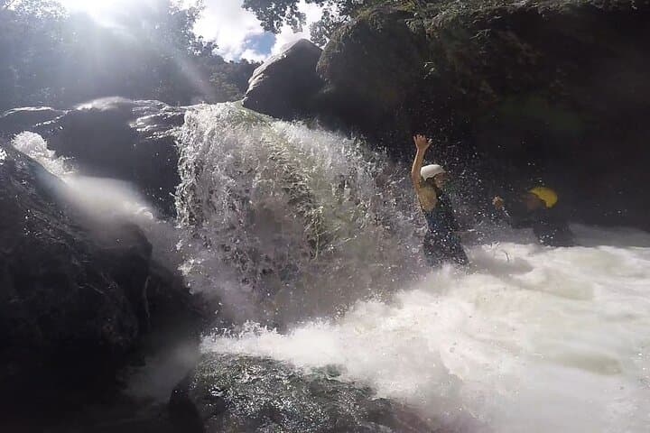 Canyoning the Baiguate River: Jarabacoa Waterfall Rappel Adventure photo 5