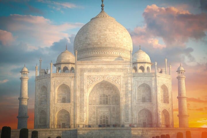 Golden Triangle Express: 4-Day Delhi–Agra–Jaipur Tour with Gatimaan Train photo 3