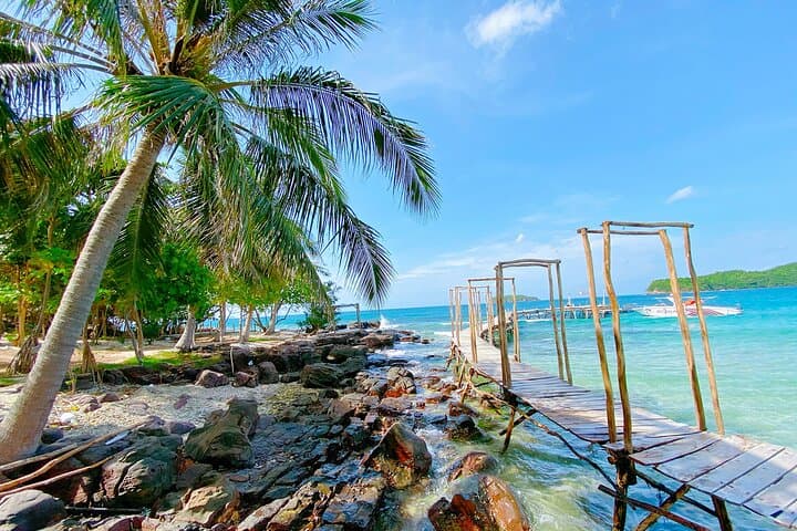 Phu Quoc Snorkeling & Sunset BBQ at An Thoi Harbor photo 3