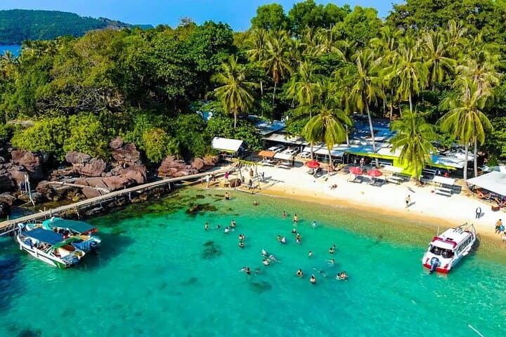 Phu Quoc Snorkeling & Sunset BBQ at An Thoi Harbor photo 5