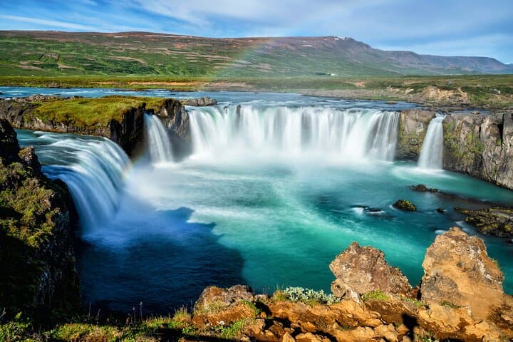 Lake Mývatn, Hot-Springs & Goðafoss Waterfall Day Tour from Akureyri