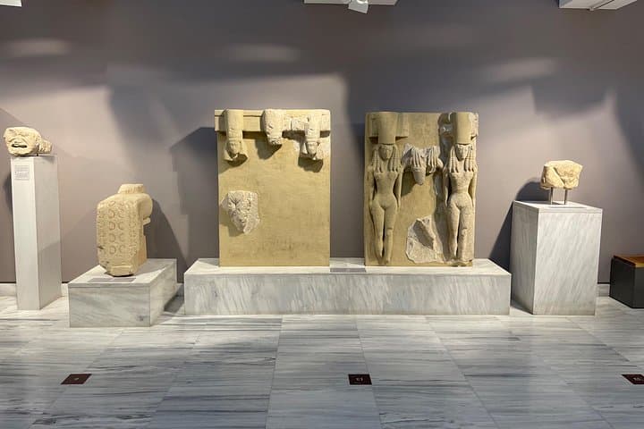 Private Heraklion Day Tour: Knossos, Archaeological Museum & Venetian Harbor photo 5