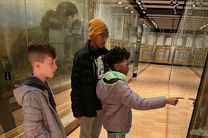 Metropolitan Museum Wizarding Tour — Griffins, Goblets & Gold Interactive Experience photo 3