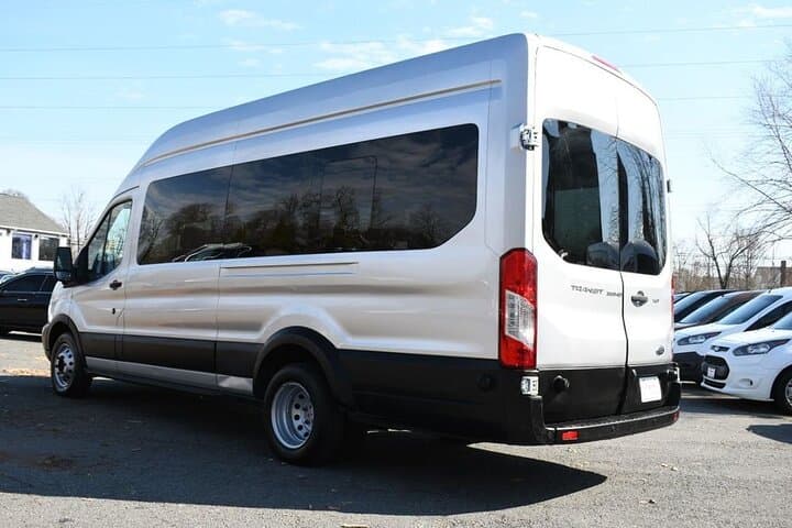 Private Sprinter Transfer JFK & LGA to Manhattan — One-Way Airport Ride photo 6