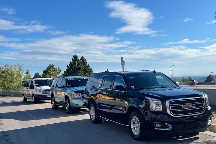 Rapid City Private One-Way Airport Transfer with Local Orientation photo 2