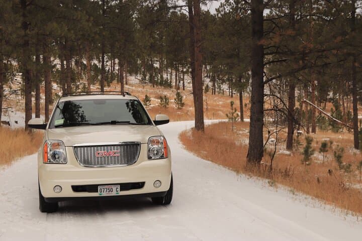 Rapid City Private One-Way Airport Transfer with Local Orientation photo 3
