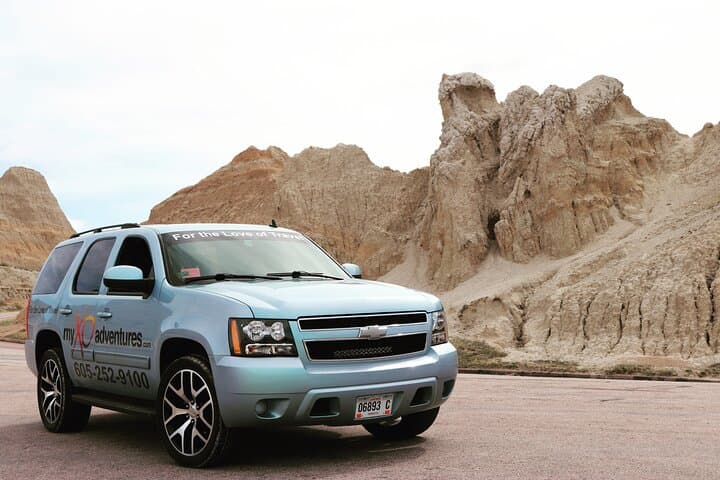 Rapid City Private One-Way Airport Transfer with Local Orientation photo 4