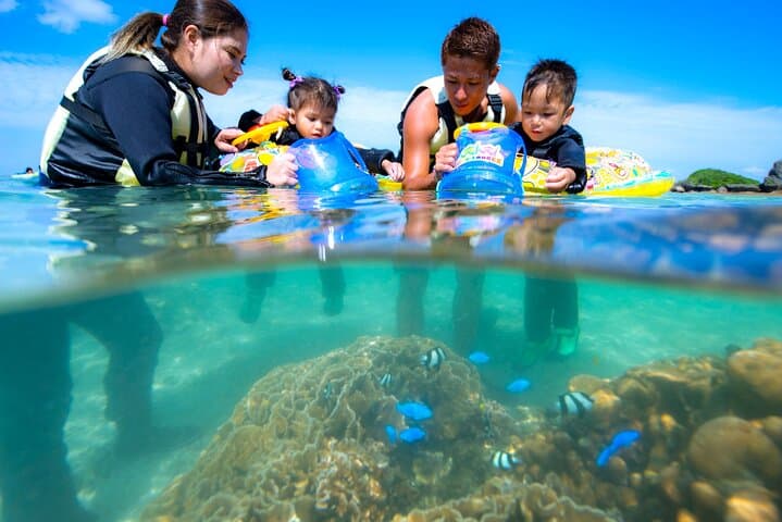 Okinawa Family Snorkel: Sea Picnic & Gentle Snorkeling in Onna for Kids 2+
