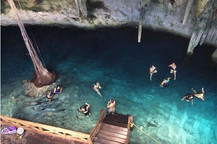 Cenotes of Santa Bárbara: Homún’s Crystal Sinkholes Tour from Mérida