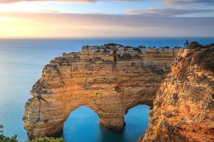 Carvoeiro Tour by Land and Sea — Benagil Cave & Praia da Marinha Boat Trip (3 hours) photo 3