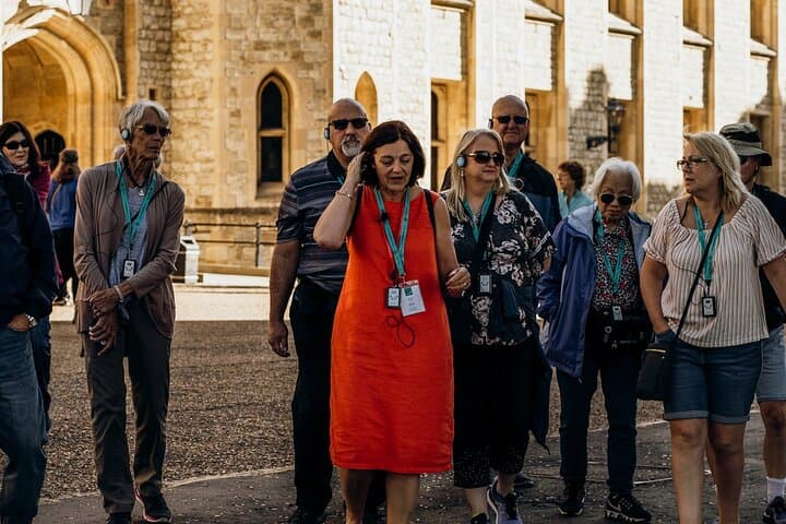 Best of London: Tower of London, Crown Jewels & Thames River Cruise photo 5
