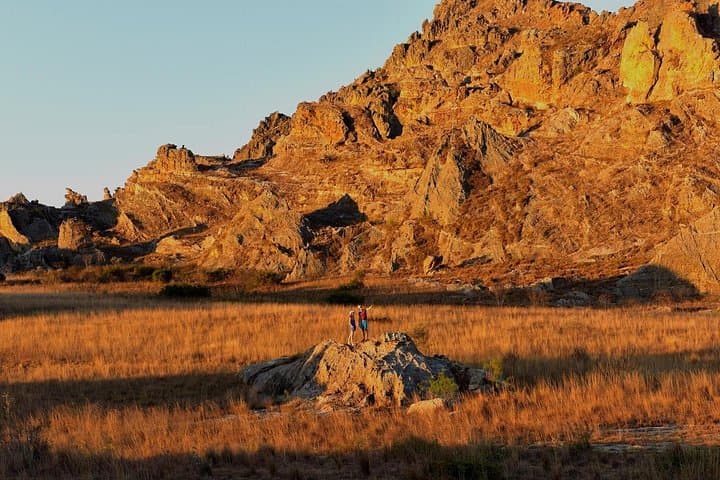 10-Day South Madagascar Classic: Rainforest Lemurs, Isalo Sandstone & Ifaty Beach