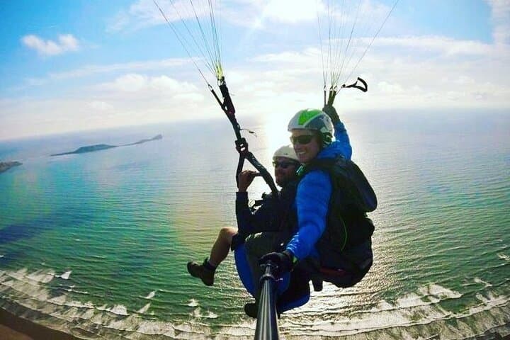 Tandem Paragliding in the Brecon Beacons: Soar Over Hay Bluff and Blorenge photo 3