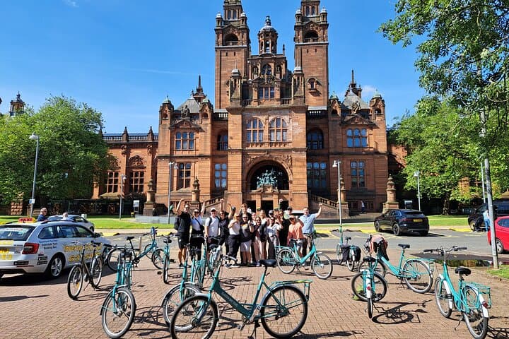 Glasgow City & Clyde Bridges Bike Tour — Explore Merchant City, Kelvingrove & Riverside by Bicycle photo 5