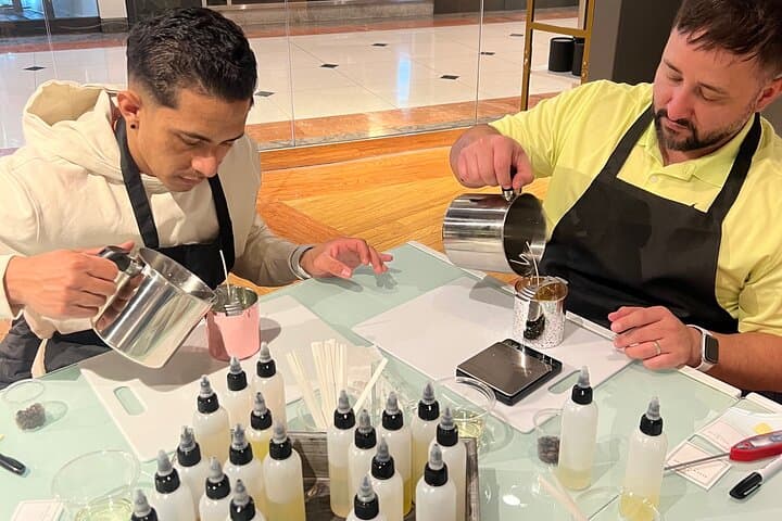 Chicago Candle-Making Class on the Magnificent Mile photo 3