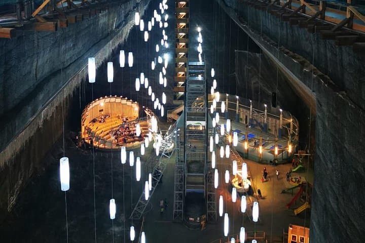 Turda Salt Mine, Corvin Castle & Alba Carolina Fortress Day Trip from Cluj-Napoca photo 3