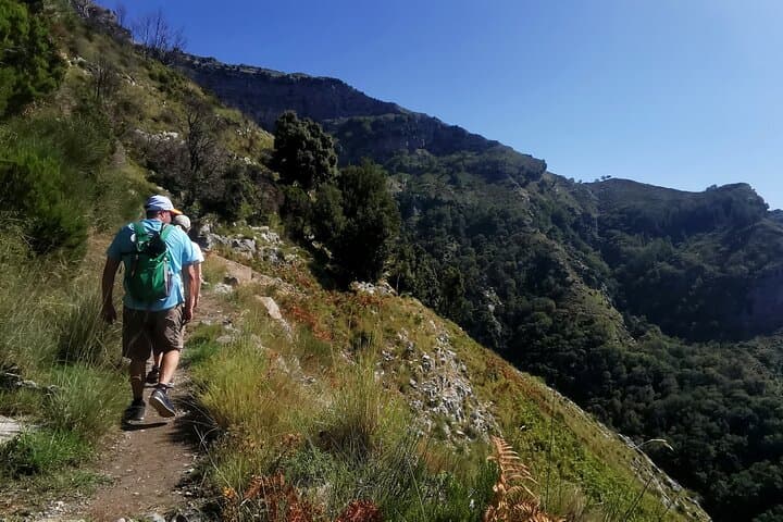 Ferriere Valley Hike: Amalfi Coast Waterfalls, Paper Mills & Ancient Forests photo 5