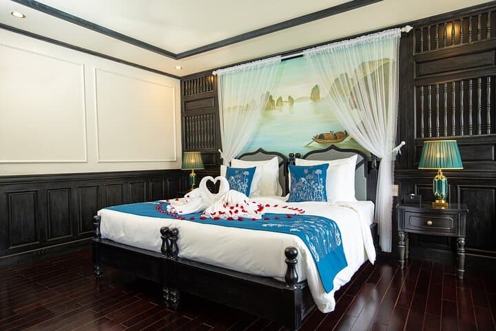 La Regina Legend Cruise: 2-Day Halong Bay & Lan Ha Overnight photo 4