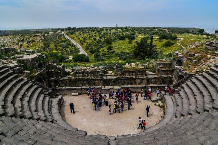 Full-Day Private Tour from Amman to Jerash, Ajloun & Umm Qais