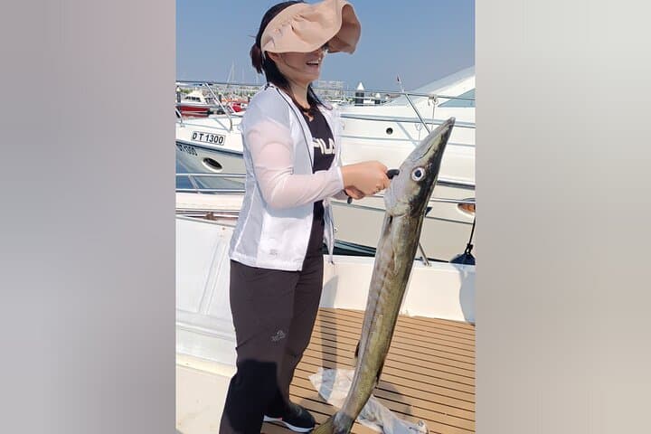 Dubai Deep-Sea Fishing: 4-Hour Offshore Trip with BBQ Catch photo 4