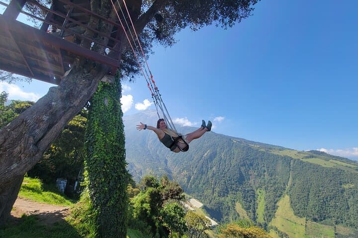 Best of Ecuador: 8-Day Highlands, Amazon & Cultural Highlights