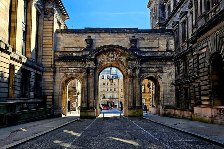 Luxury Private Glasgow Day Tour from Edinburgh in a Mercedes V-Class photo 6