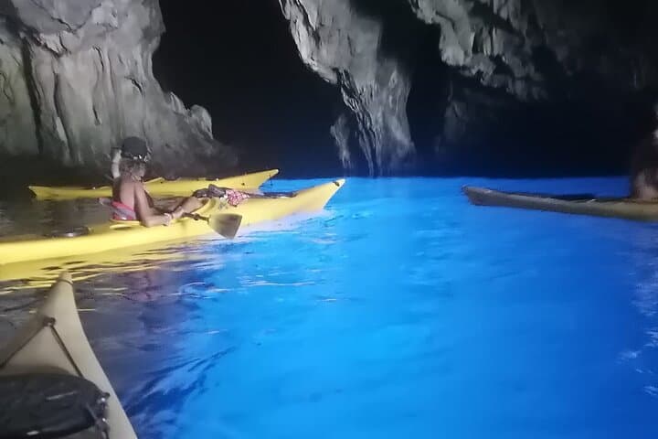 Palinuro Kayak Tour to the Blue Grotto: Full-Day Private Coastal Excursion photo 4