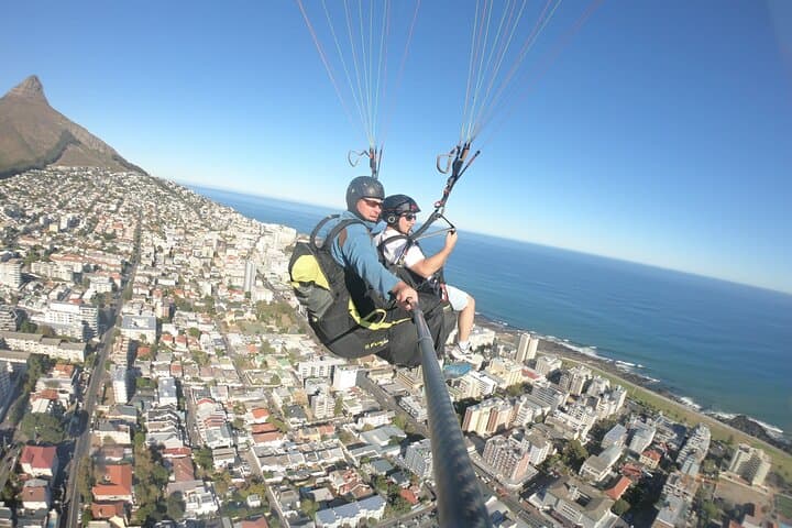 Signal Hill Tandem Paragliding with Table Mountain Views photo 5