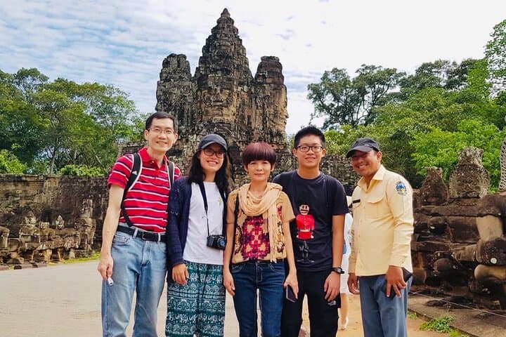 10-Day Cambodia Best Explorations: Angkor, Phnom Penh & Battambang Highlights