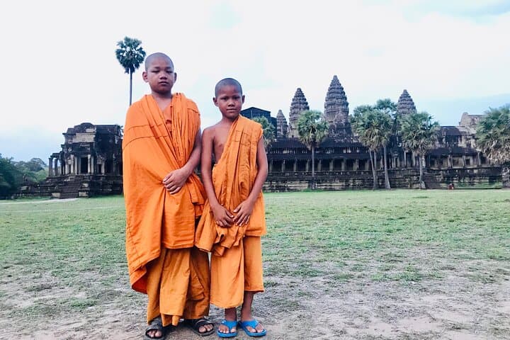 10-Day Cambodia Best Explorations: Angkor, Phnom Penh & Battambang Highlights photo 4