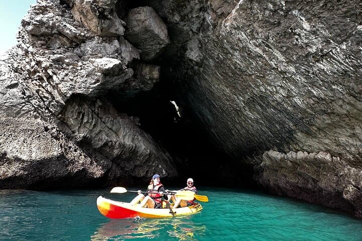 Sesimbra Kayak Adventure: Paddle Caves & Cliffs in Arrábida Natural Park photo 3