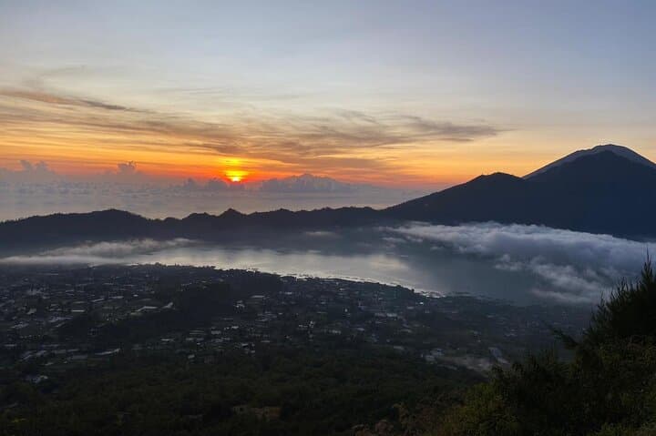 Mount Batur Sunrise Trek: 360° Summit Views Over Bali photo 5