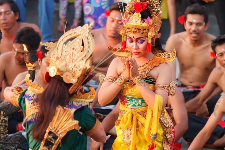 Sunset at Uluwatu: Temple Views and the Kecak Fire Dance