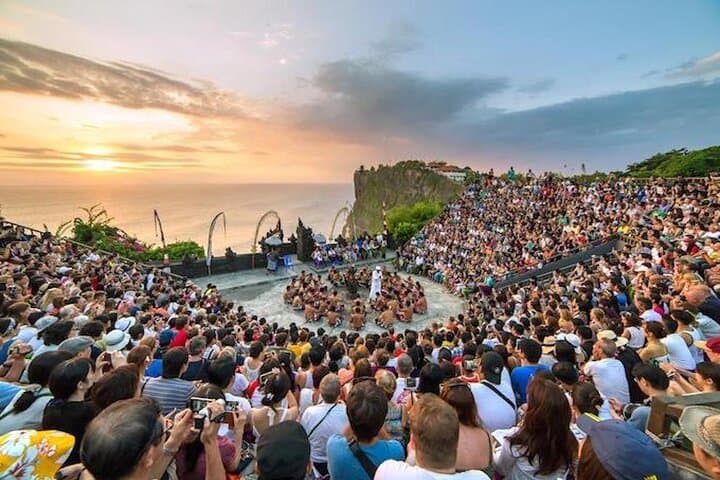 Sunset at Uluwatu: Temple Views and the Kecak Fire Dance photo 5