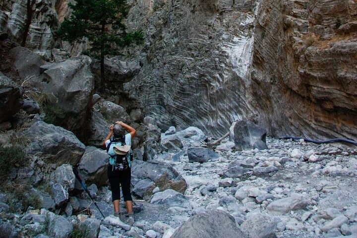 Full-Day Samaria Gorge Hike: Private Guided Trek from Omalos to Agia Roumeli