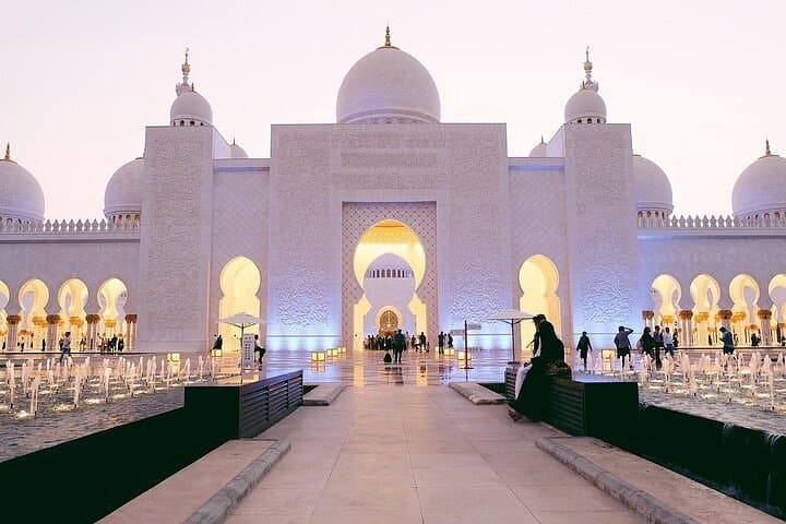 Private Abu Dhabi City Tour from Dubai — Sheikh Zayed Mosque, Corniche & Louvre photo 5