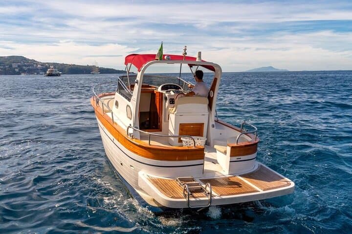 Sorrento to Positano & Amalfi Private Boat Tour — Gozzo 750 photo 2