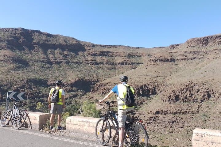 Maspalomas to Ayagaures: 3-Hour E‑Bike Mountain Tour with Cave Tapas photo 5