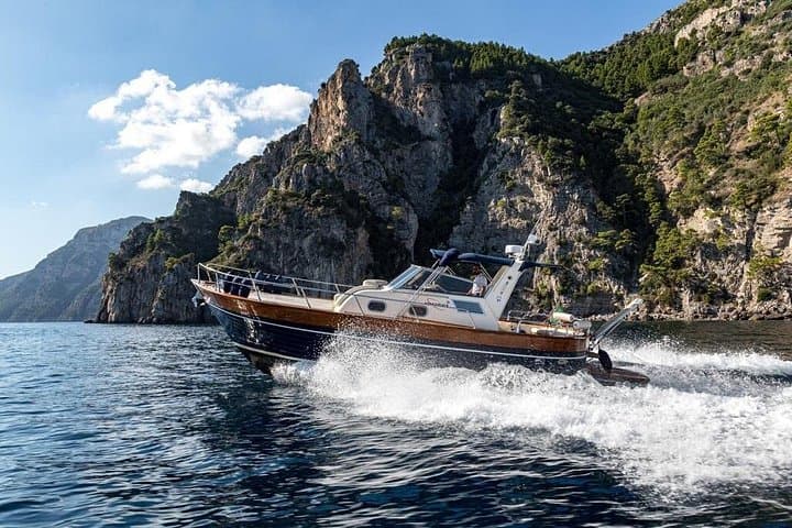 Sorrento to Positano & Amalfi: Private Apreamare Boat Tour Guide photo 4