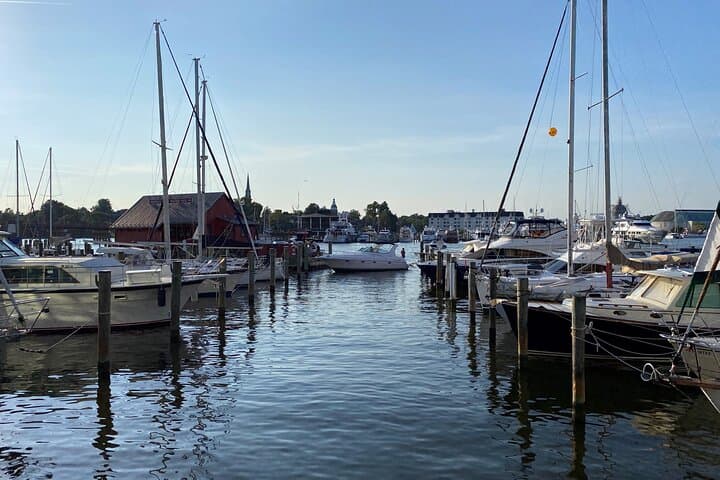 historic-annapolis-and-us-naval-academy-half-day-private-tour photo 2