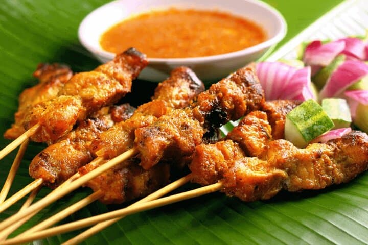 Broga Hot Springs, Broga Hill & Satay Kajang: Day Tour from Kuala Lumpur