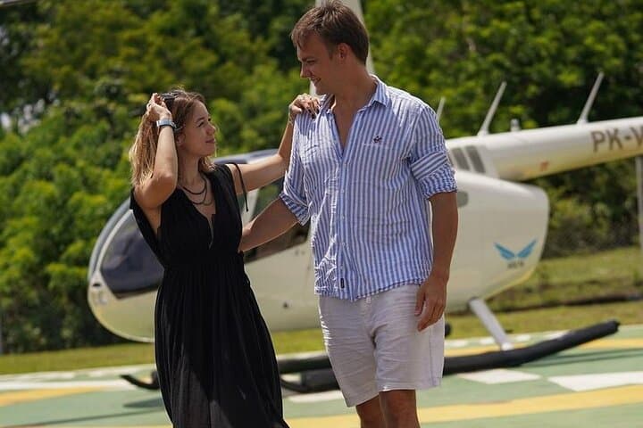 Ultimate Nusa Penida Helicopter Tour: A 60-Minute Aerial Tour of Kelingking, Broken Beach & Diamond Beach photo 3