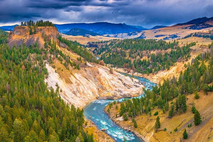 7-Day Yellowstone, Grand Teton & Antelope Canyon Tour from San Francisco photo 4