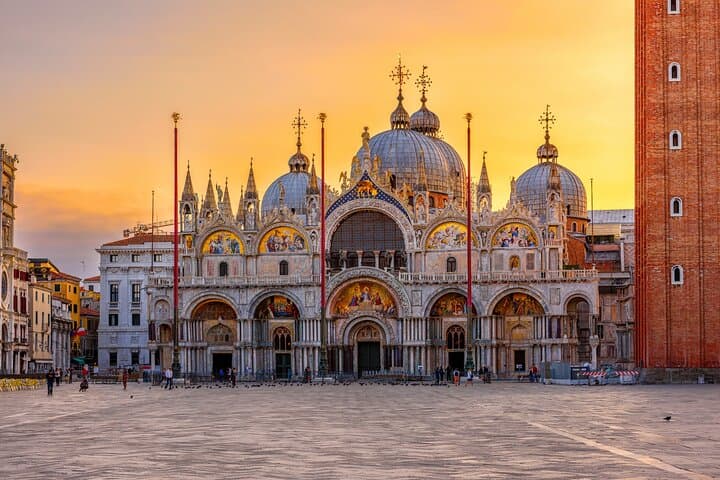 San Giorgio Maggiore & St. Mark's Private Tour with Vaporetto Transfer photo 3