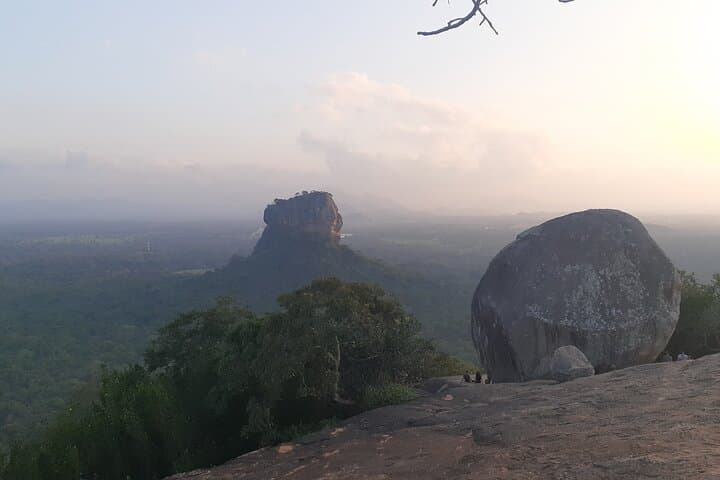 3-Day Sri Lanka Highlands Tour: Sigiriya, Kandy & Nuwara Eliya photo 4