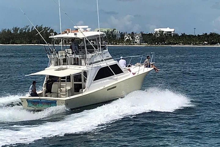 Private 46-Foot Ocean Yacht: Sportfishing and Snorkel Charters in Nassau photo 3